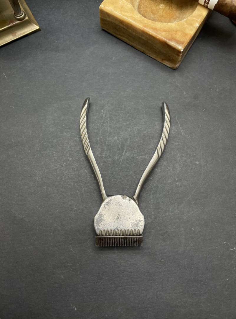 Antique Atlas Hair Clipper