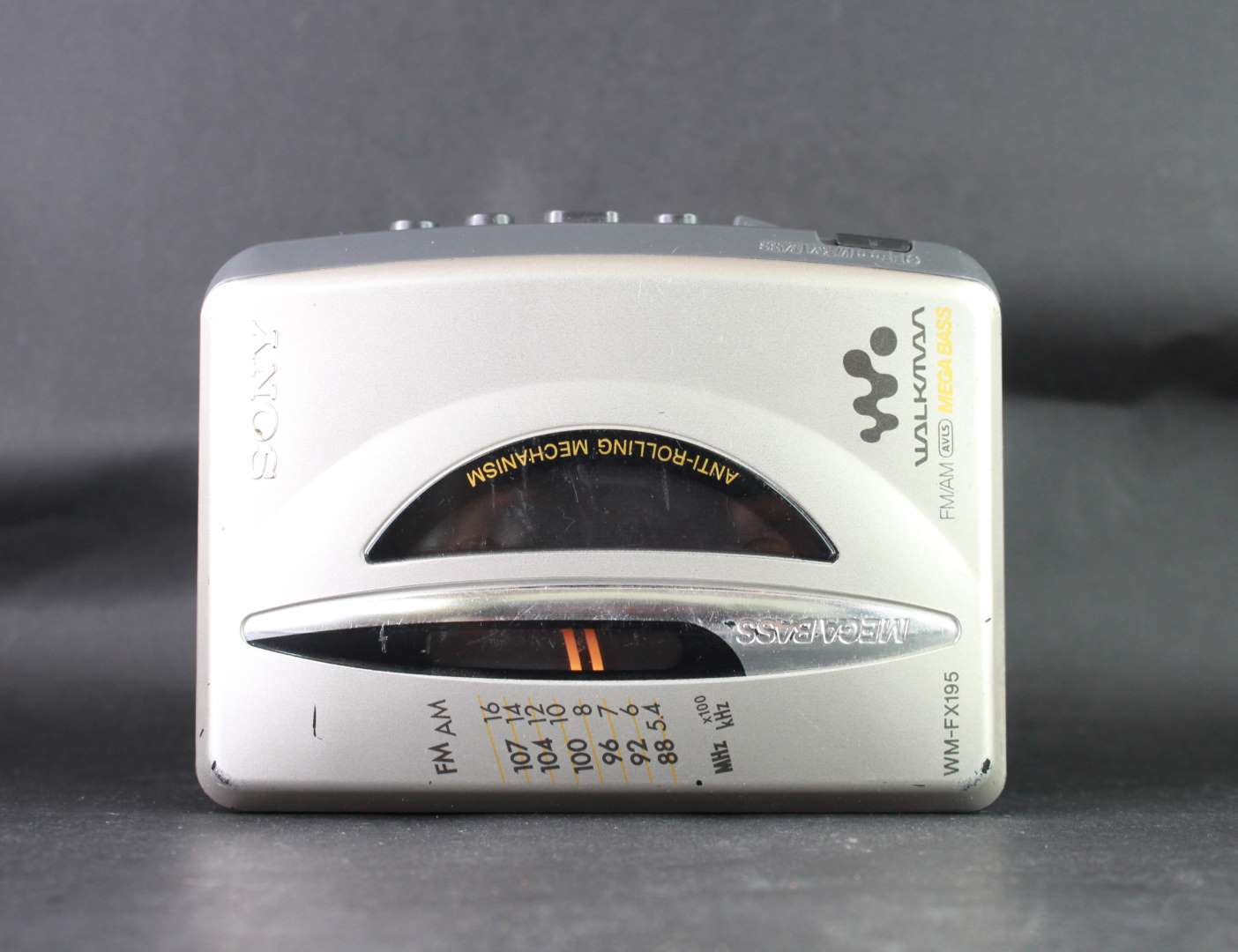 Vintage Sony Walkman WM-FX195