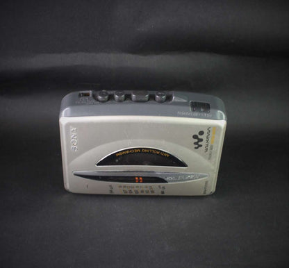 Vintage Sony Walkman WM-FX195